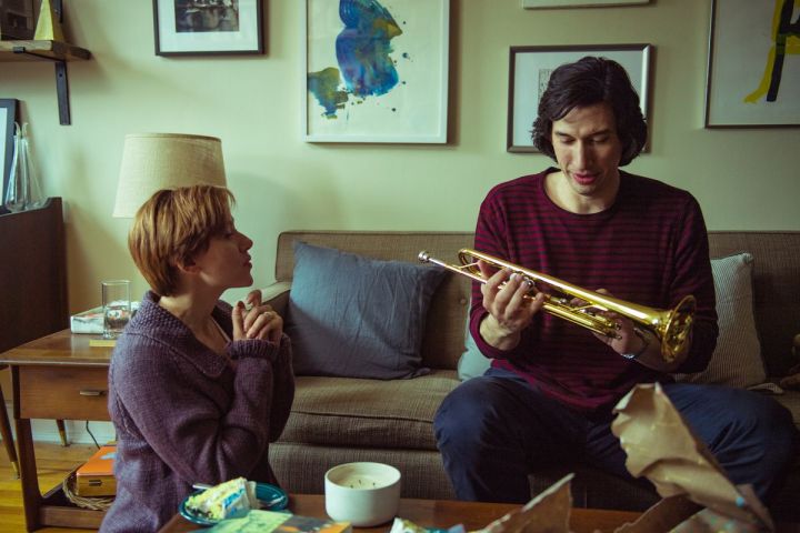Scarlett Johansson and Adam Driver in their living room in Marriage Story.