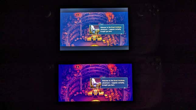 A comparison image shows the better colors of the Steam Deck OLED.