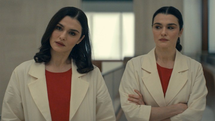 Rachel Weisz as Beverly and Elliott Mantle with puzzled expressions looking in the same direction in Dead Ringers.